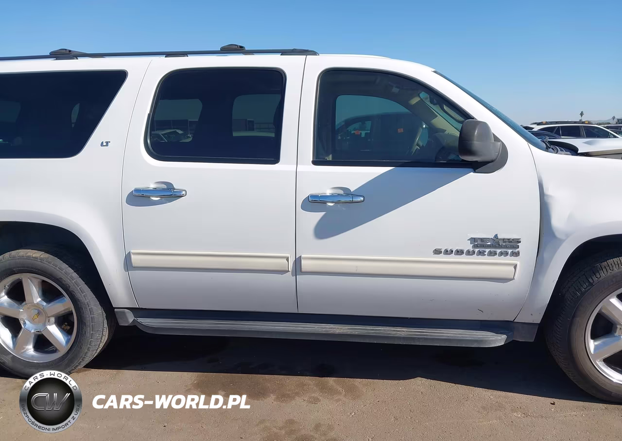 2011 Chevrolet Suburban 1500 Lt1 VIN:1GNSCJE00BR401133 - 13