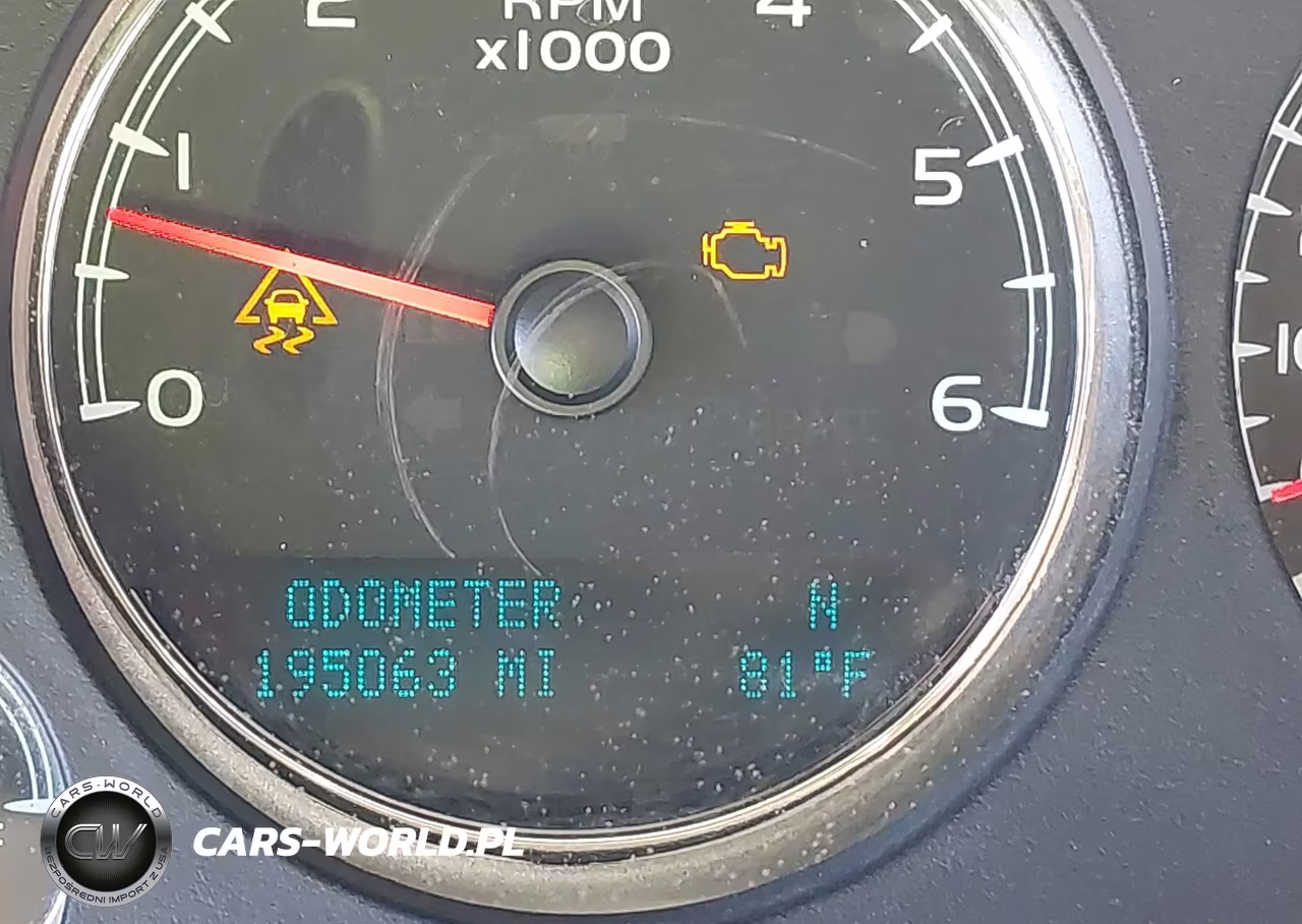 2011 Chevrolet Suburban 1500 Lt1 VIN:1GNSCJE00BR401133 - 15