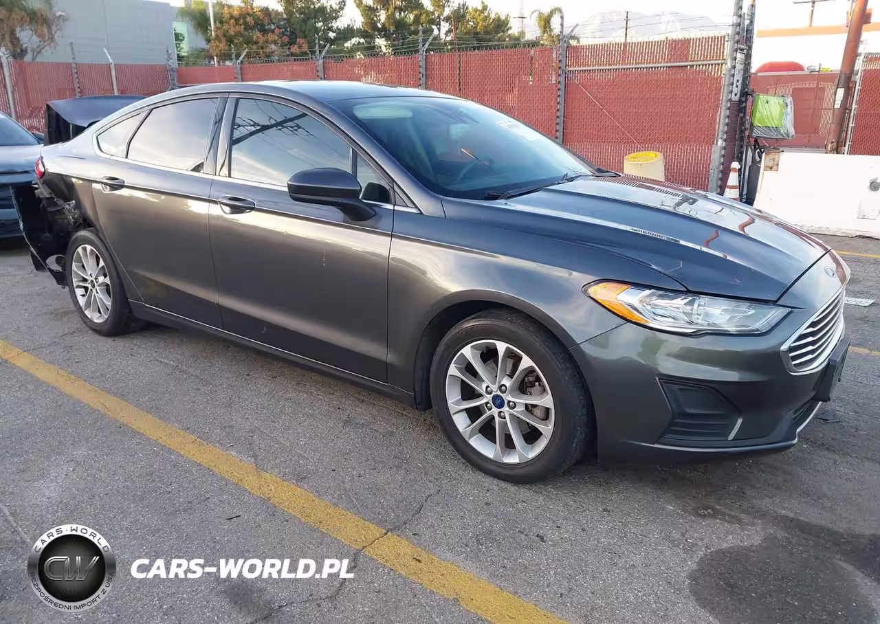 2020 Ford Fusion Se – zdjęcie 1 z 16
