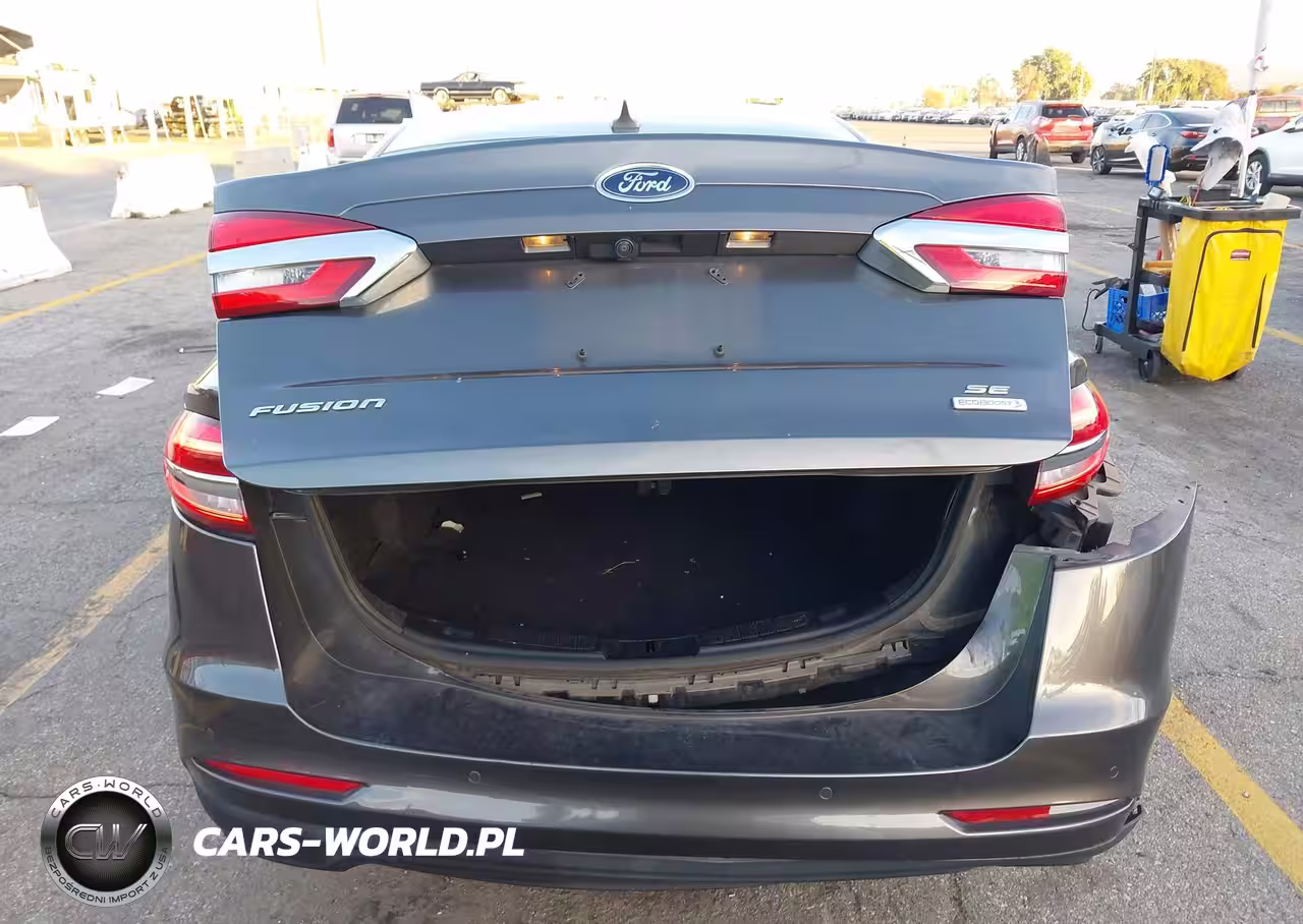 2020 Ford Fusion Se VIN:3FA6P0HD4LR114574 - 16