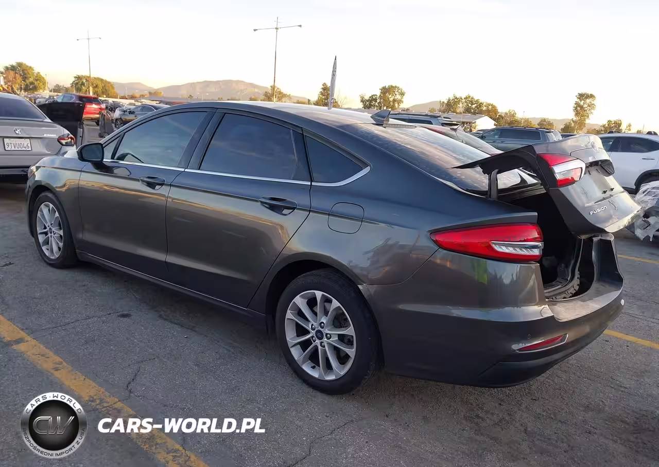 2020 Ford Fusion Se VIN:3FA6P0HD4LR114574 - 3