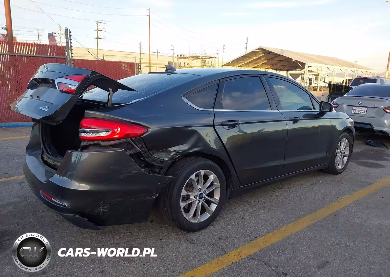 2020 Ford Fusion Se VIN:3FA6P0HD4LR114574 - 4