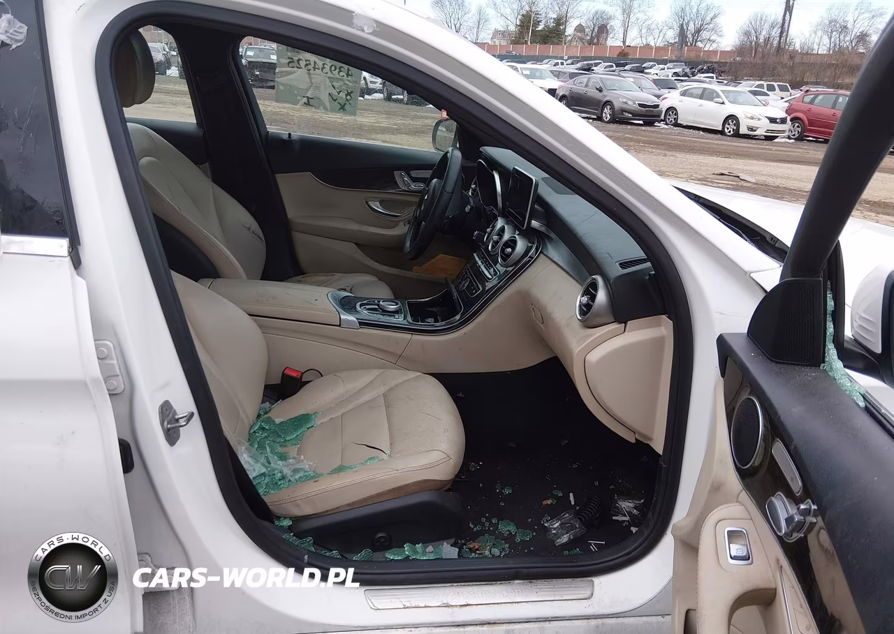 2018 Mercedes-Benz C 300 4Matic VIN:55SWF4KB8JU257228 - 5