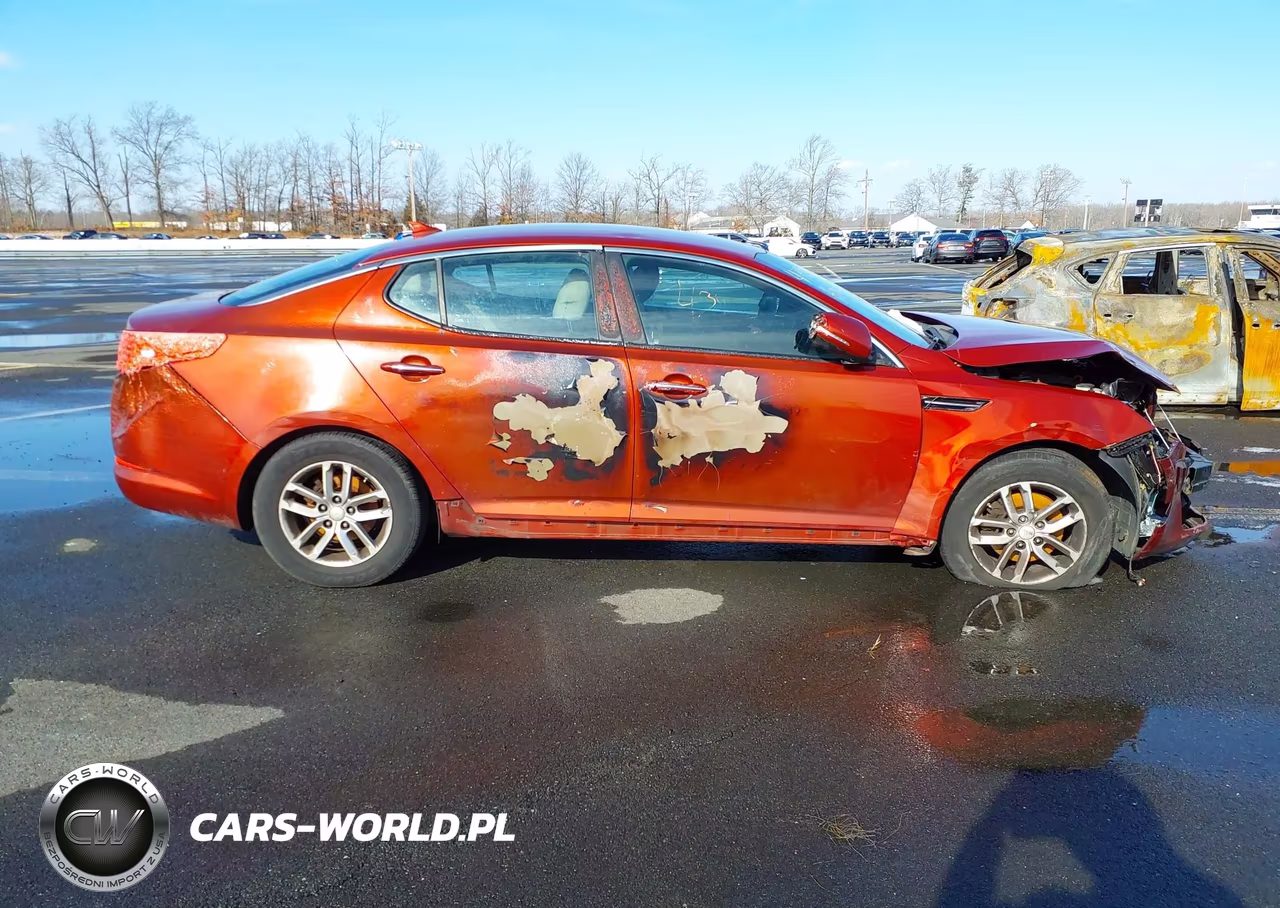 2013 Kia Optima Lx VIN:5XXGM4A70DG107821 - 13