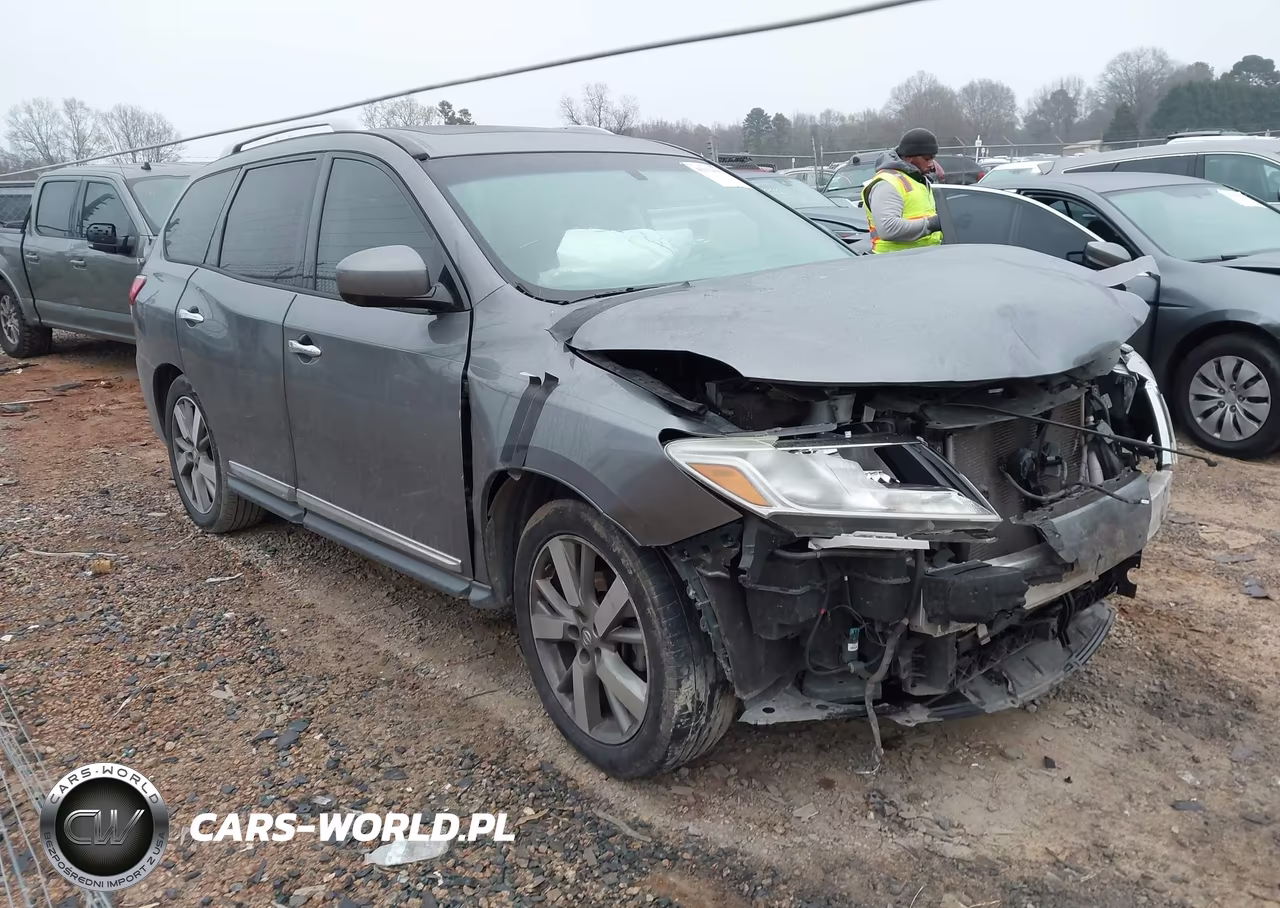 2015 Nissan Pathfinder Platinum