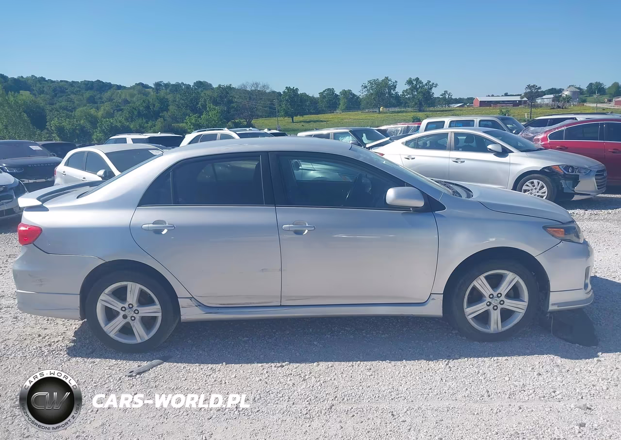 2011 Toyota Corolla S VIN:2T1BU4EE0BC645037 - 13