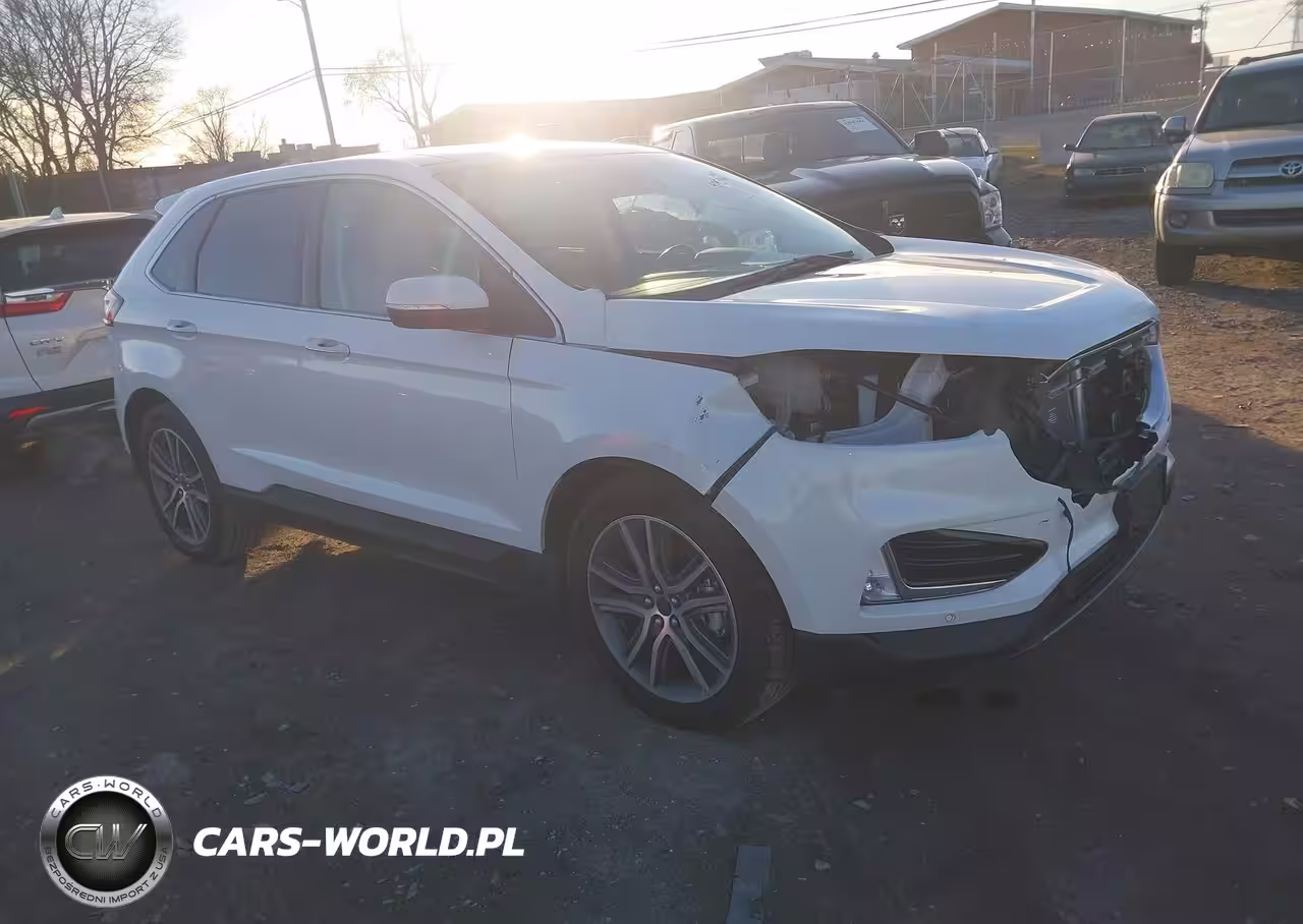 2020 Ford Edge Titanium