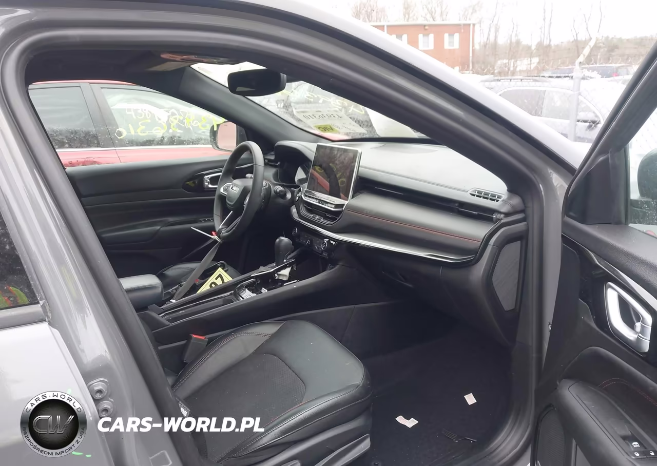 2023 Jeep Compass Trailhawk 4X4 VIN:3C4NJDDN4PT555952 - 5