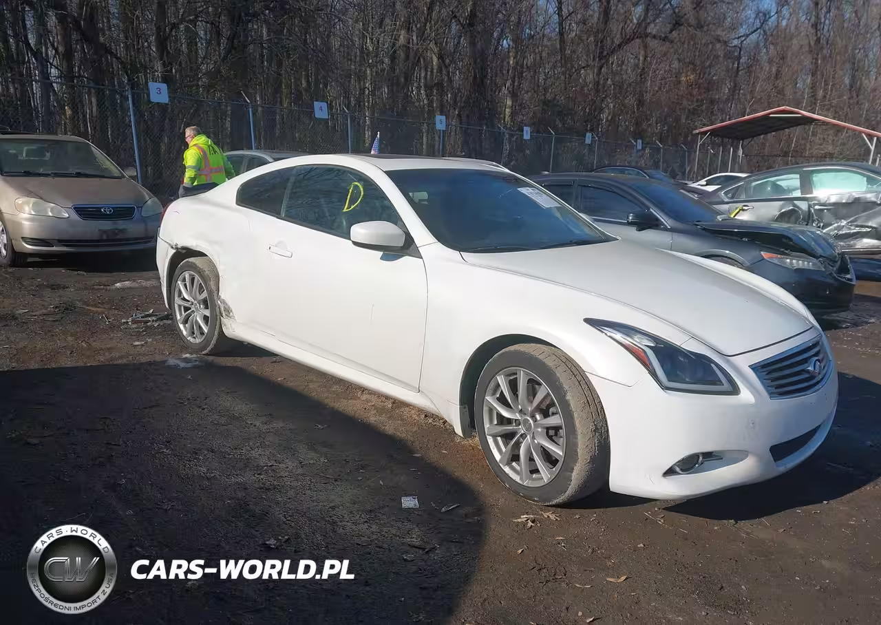 2011 Infiniti G37X