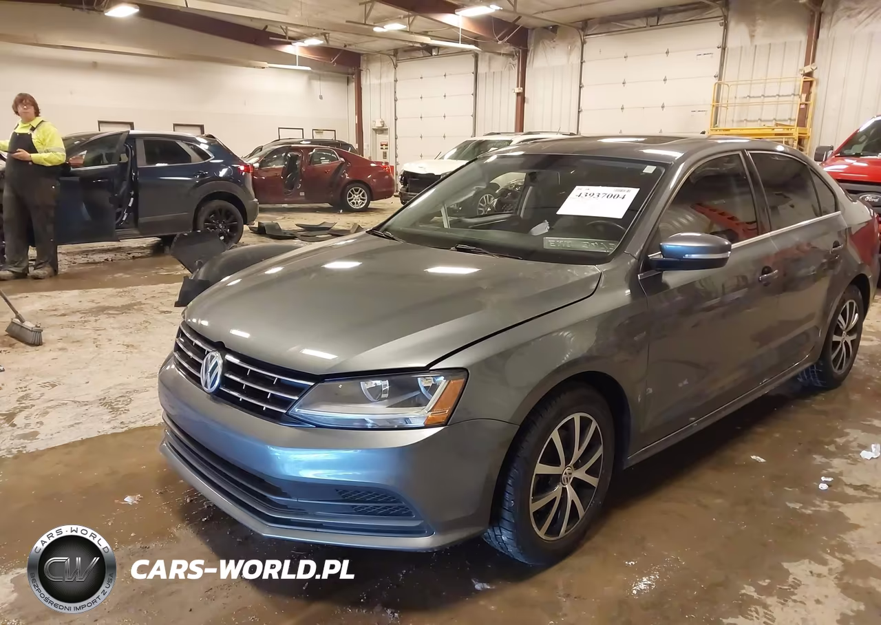 2018 Volkswagen Jetta 1.4T Se-1.4T Wolfsburg Edition VIN:3VWDB7AJ6JM233081 - 2