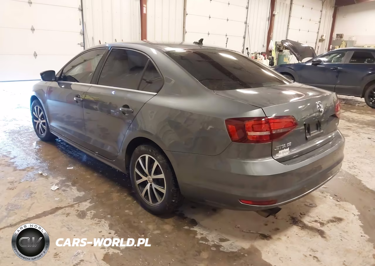 2018 Volkswagen Jetta 1.4T Se-1.4T Wolfsburg Edition VIN:3VWDB7AJ6JM233081 - 3