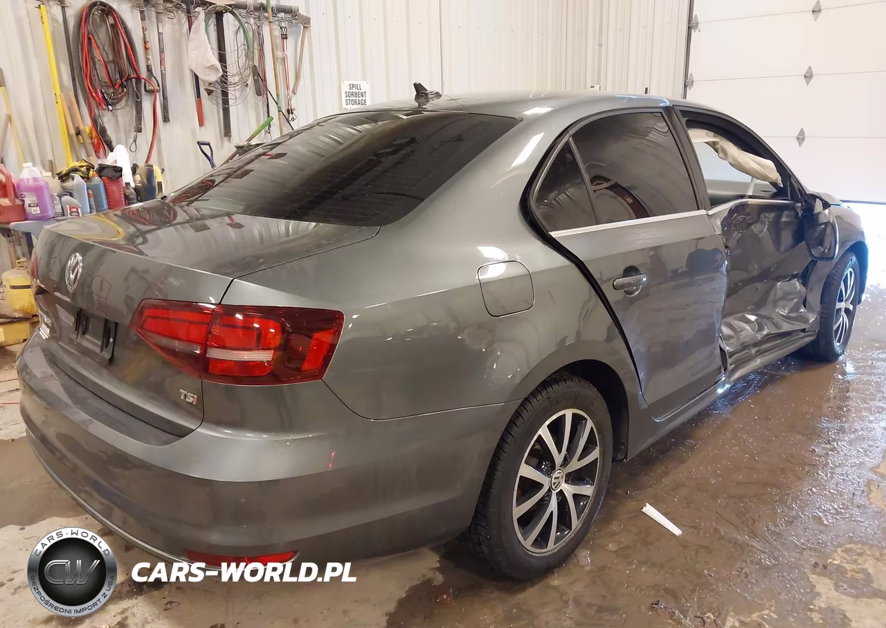 2018 Volkswagen Jetta 1.4T Se-1.4T Wolfsburg Edition VIN:3VWDB7AJ6JM233081 - 4