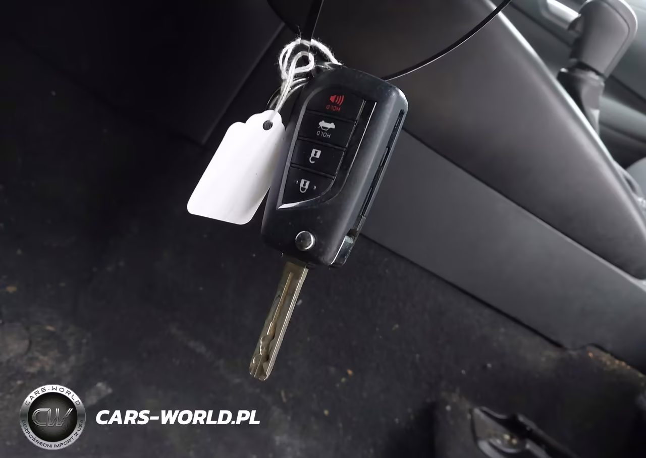 2021 Toyota Corolla Le VIN:5YFEPMAE4MP243616 - 11