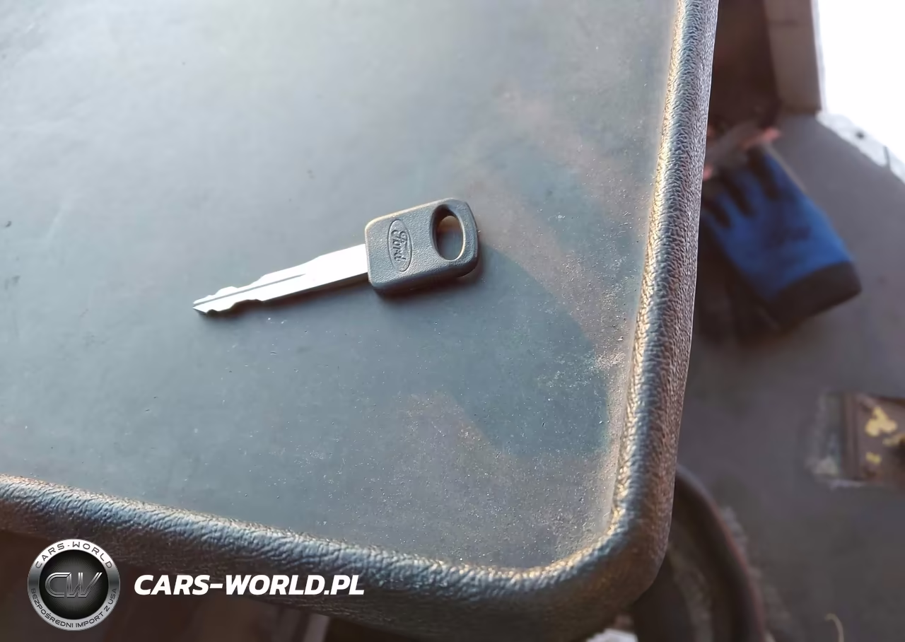 2017 Ford F-59 Commercial Stripped VIN:1F66F5KY7H0A10208 - 10