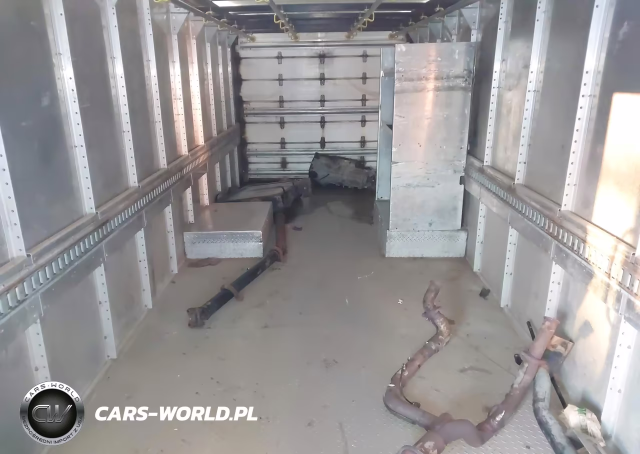 2017 Ford F-59 Commercial Stripped VIN:1F66F5KY7H0A10208 - 7