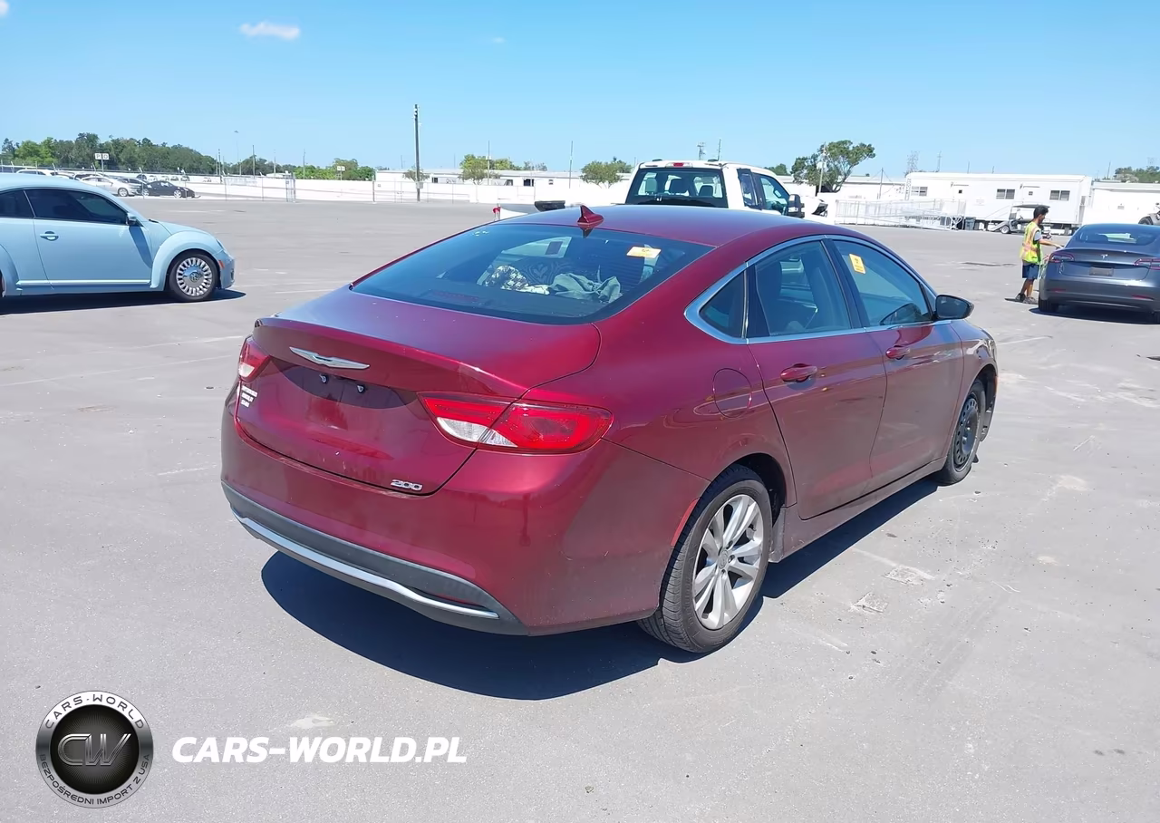 2015 Chrysler 200 Limited VIN:1C3CCCAB6FN663000 - 4