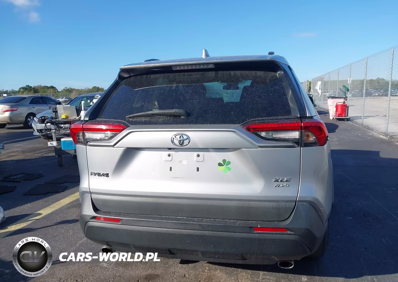 2021 Toyota Rav4 Xle VIN:2T3P1RFV0MC192073 - 17