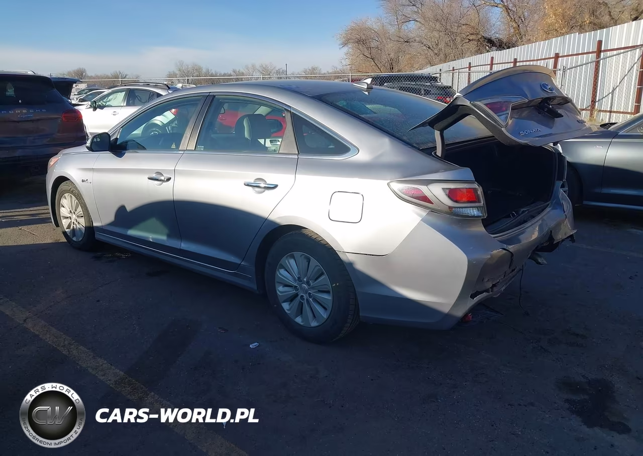 2016 Hyundai Sonata Hybrid Se VIN:KMHE24L17GA028325 - 3