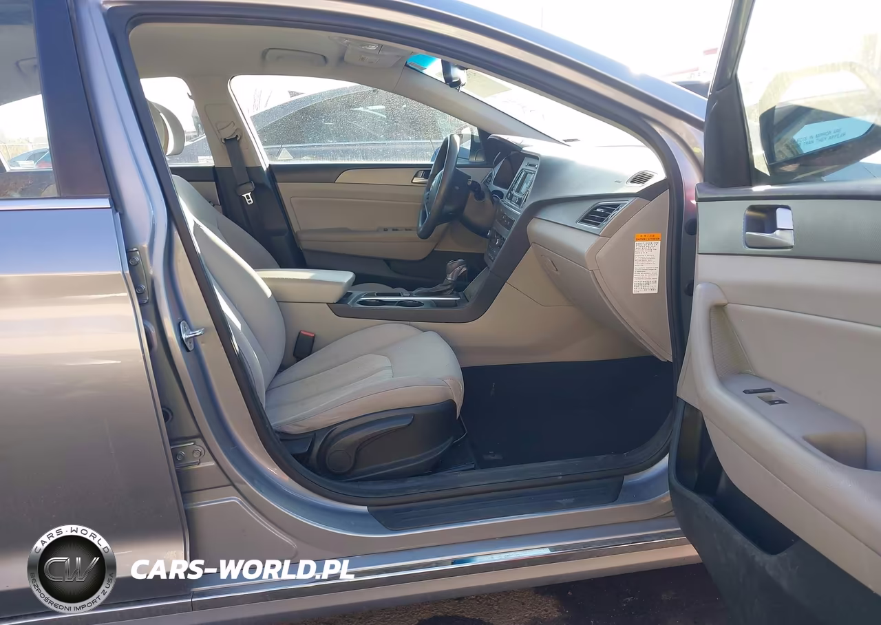 2016 Hyundai Sonata Hybrid Se VIN:KMHE24L17GA028325 - 5