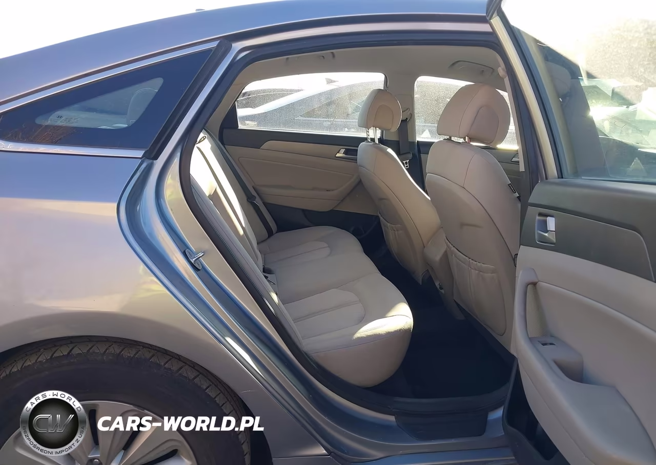 2016 Hyundai Sonata Hybrid Se VIN:KMHE24L17GA028325 - 8