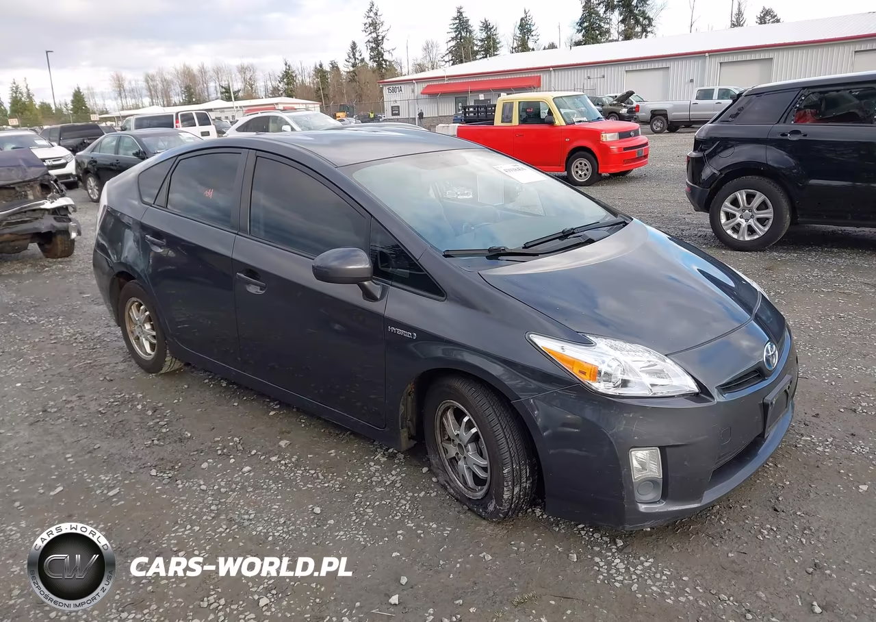 2011 Toyota Prius Two
