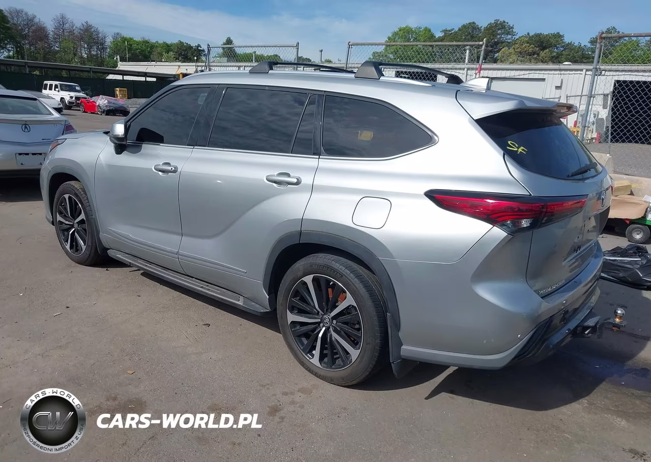 2022 Toyota Highlander Limited VIN:5TDDZRBH5NS168493 - 3