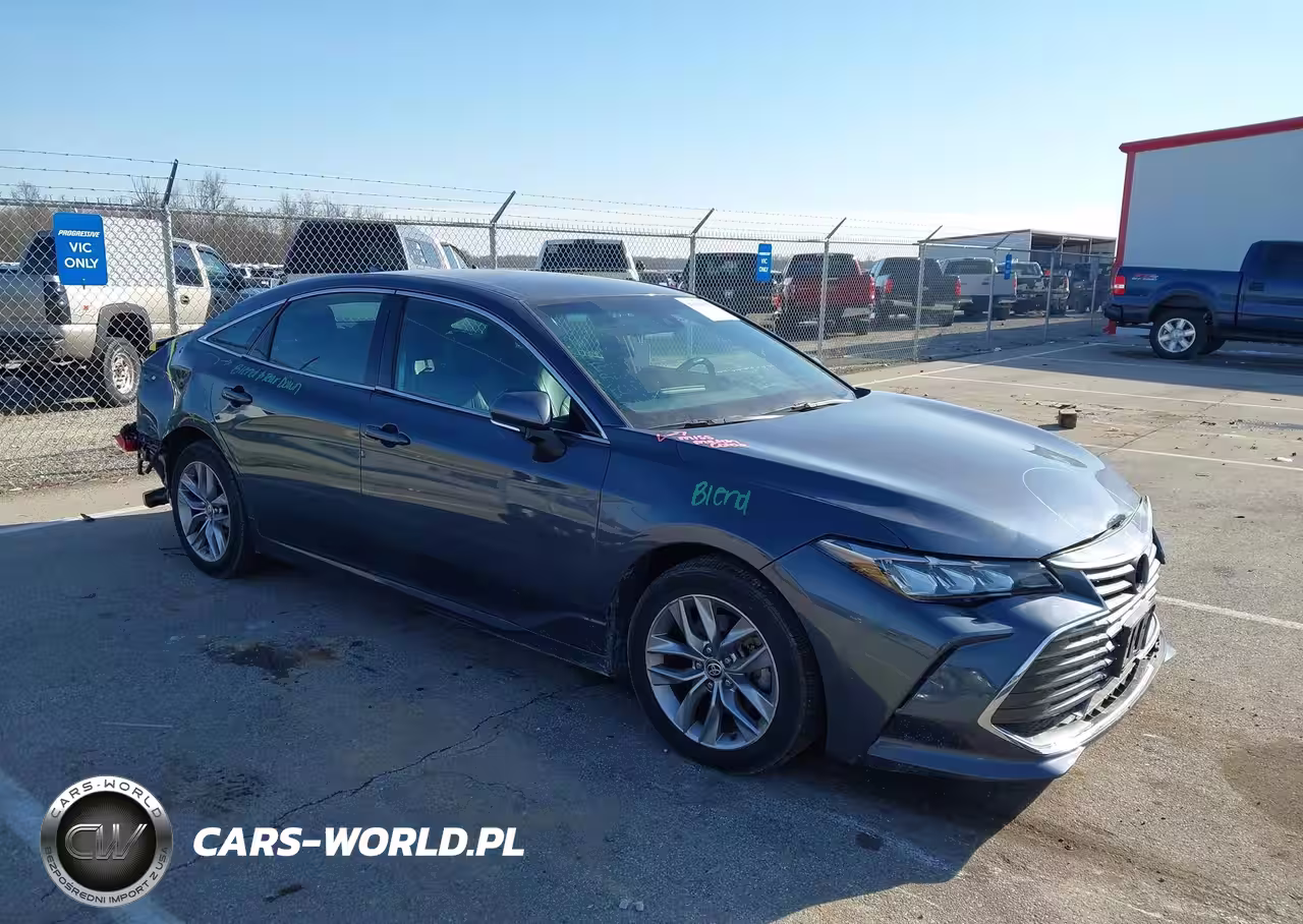 2022 Toyota Avalon Xle
