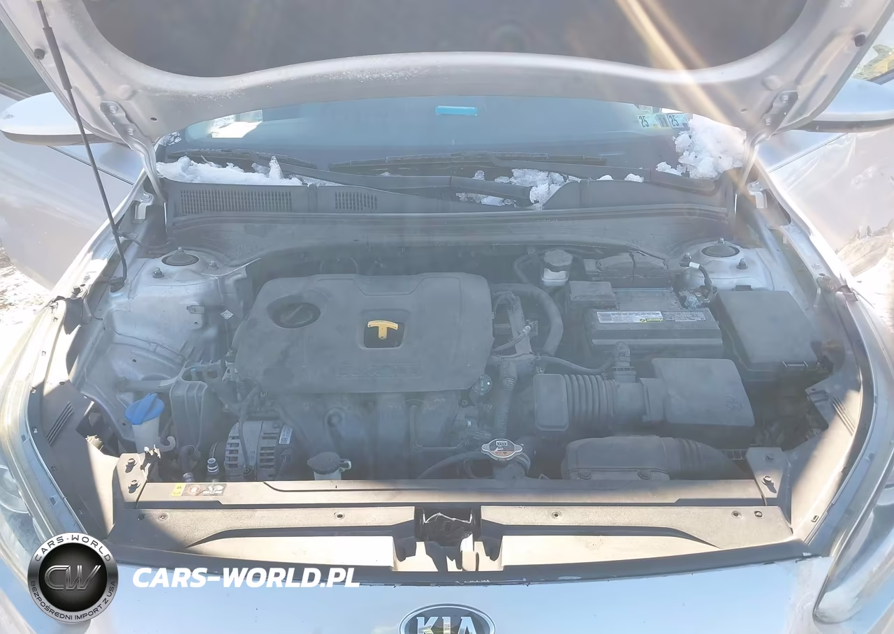 2020 Kia Forte Lxs VIN:3KPF24AD9LE220763 - 10