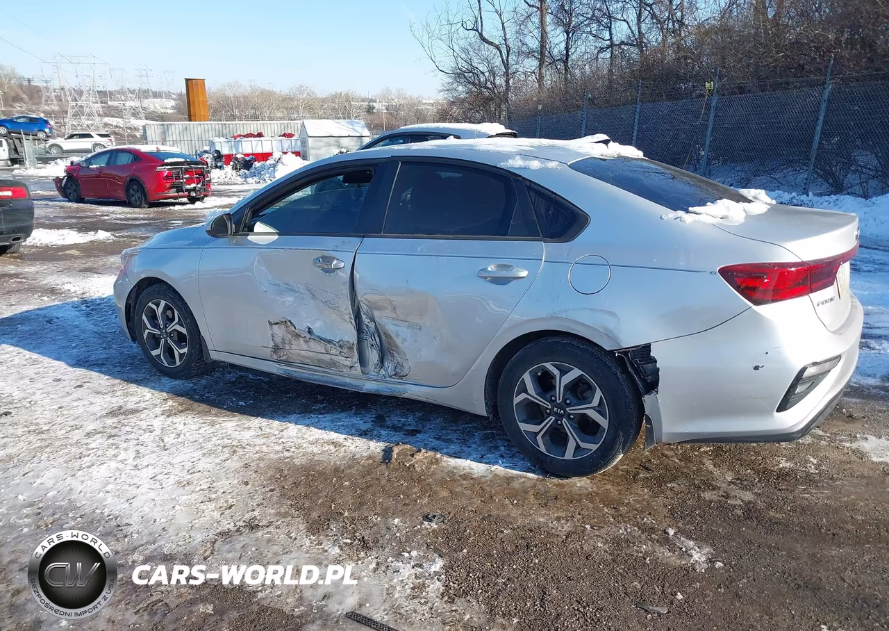 2020 Kia Forte Lxs VIN:3KPF24AD9LE220763 - 3