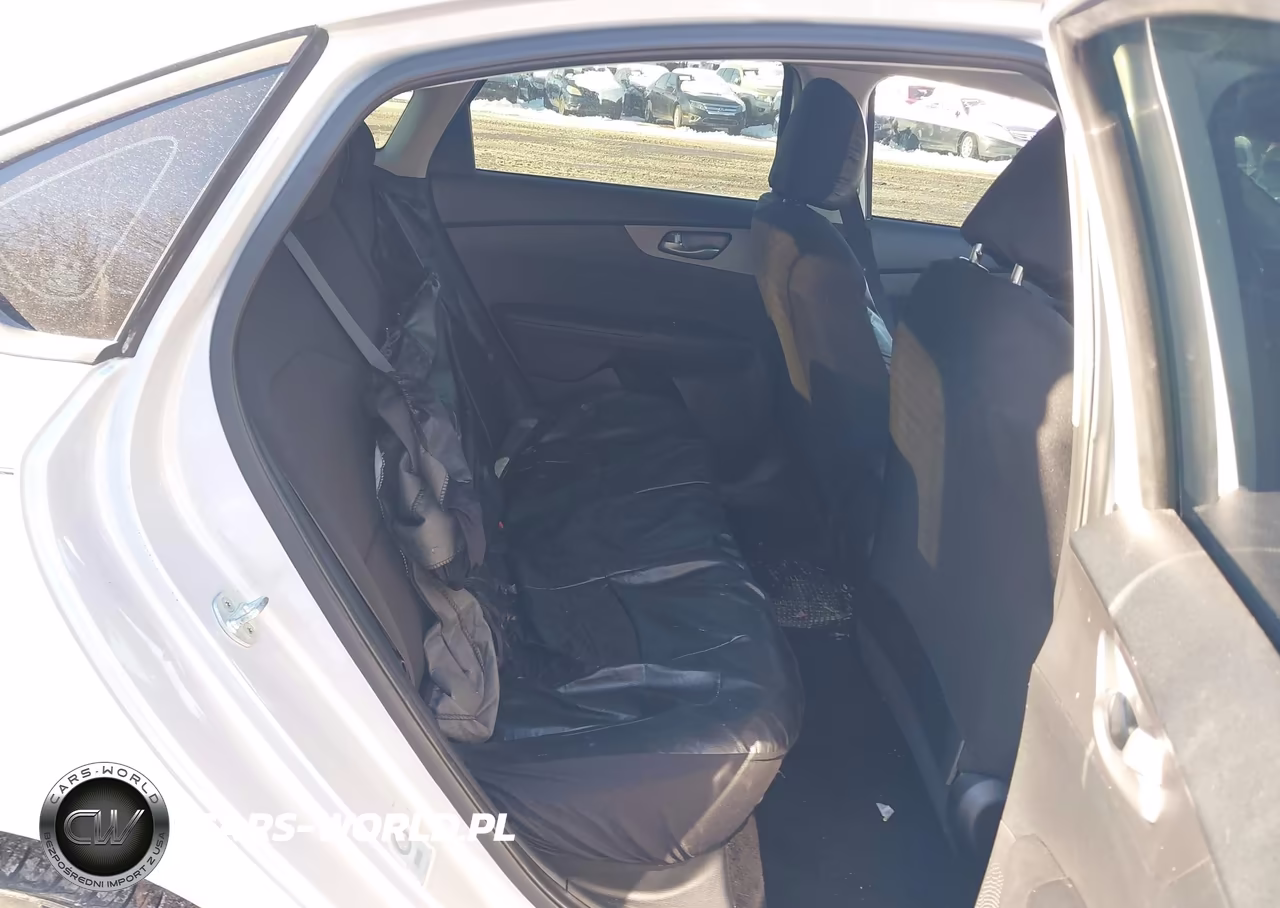 2020 Kia Forte Lxs VIN:3KPF24AD9LE220763 - 8