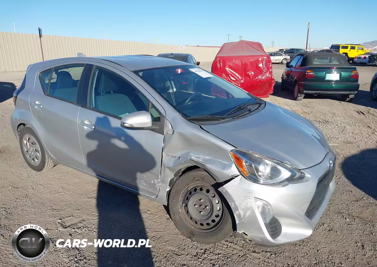 2016 Toyota Prius C Two