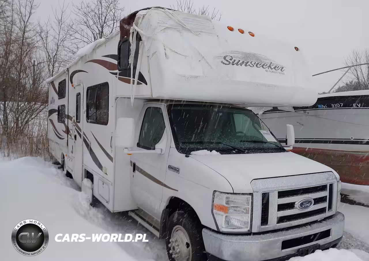 2012 Ford E-450 Cutaway