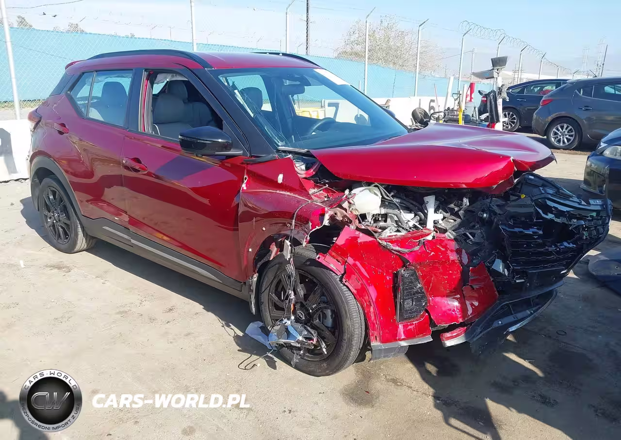 2024 Nissan Kicks Sr Xtronic Cvt