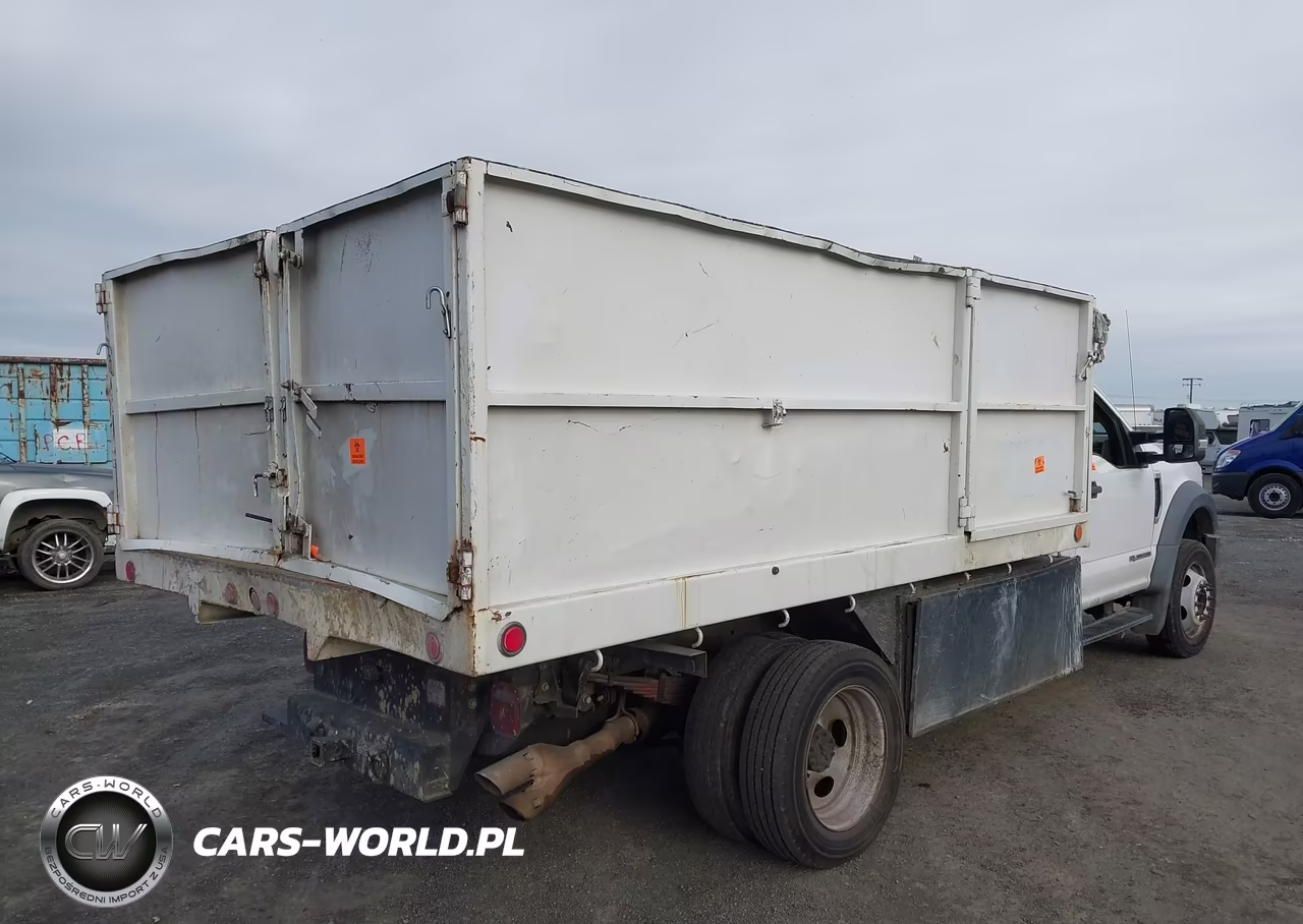 2017 Ford F-550 Chassis Xl VIN:1FDUF5GT1HEE29462 - 4