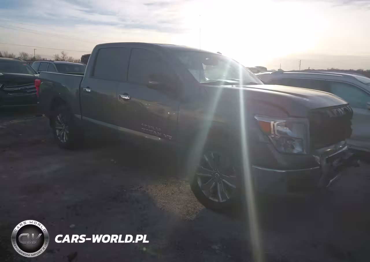 2018 Nissan Titan Sv