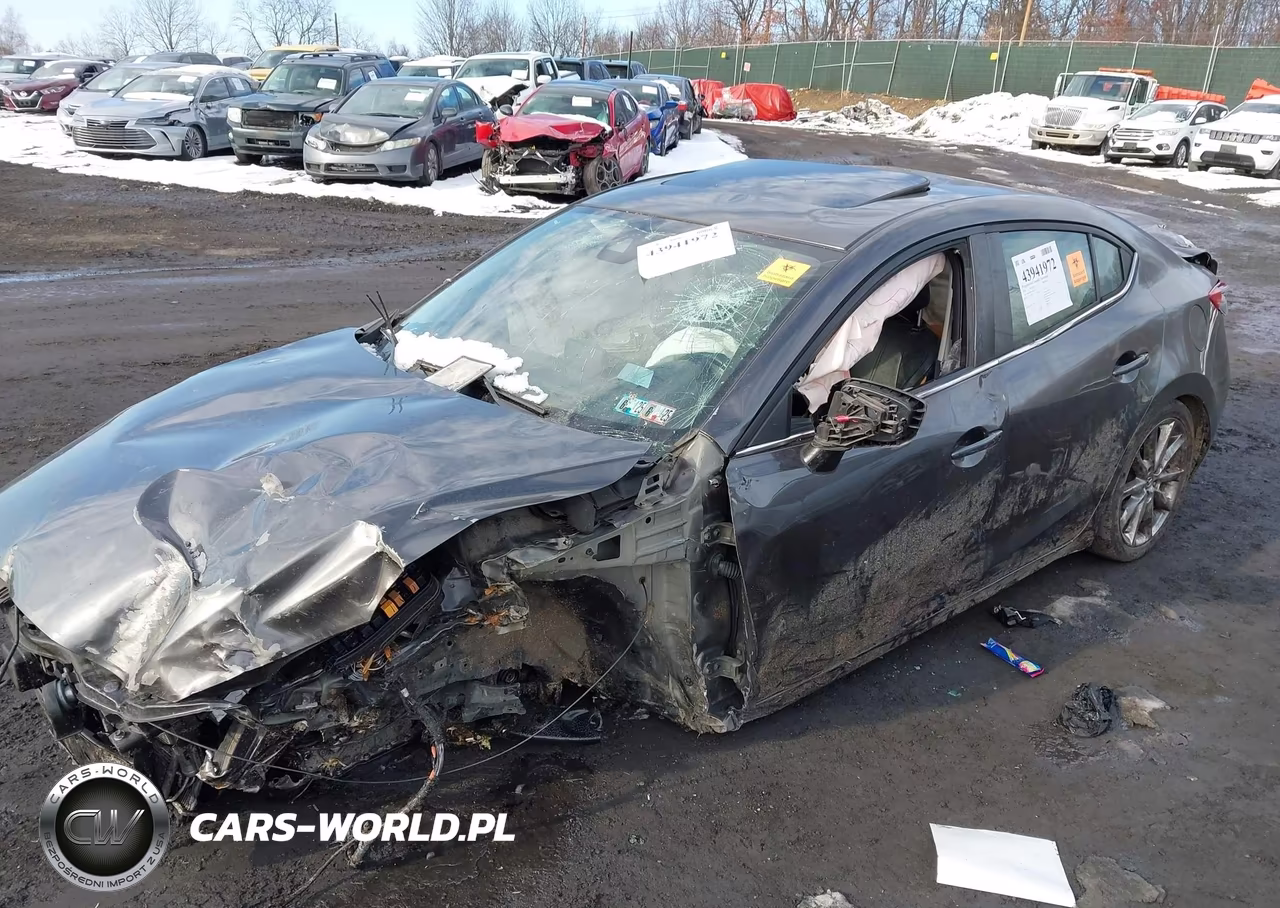 2018 Mazda Mazda3 Grand Touring VIN:3MZBN1W31JM227212 - 6