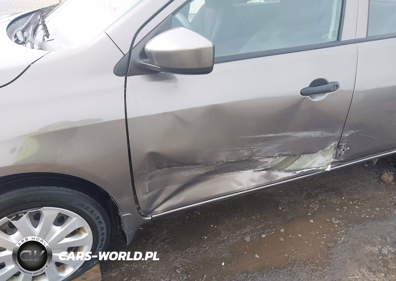 2017 Nissan Versa 1.6 S+ VIN:3N1CN7AP0HL856998 - 6