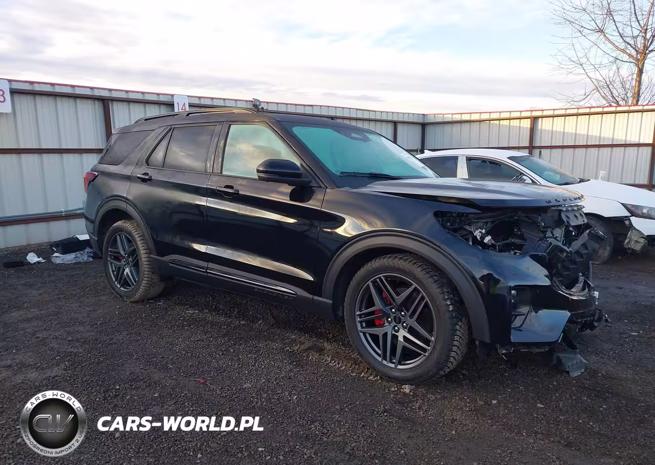 2025 Ford Explorer St