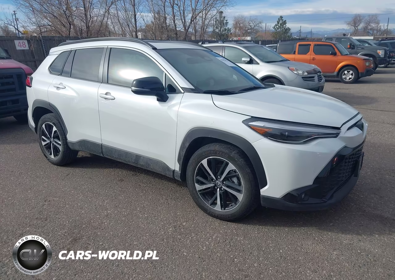 2025 Toyota Corolla Cross Hybrid Xse