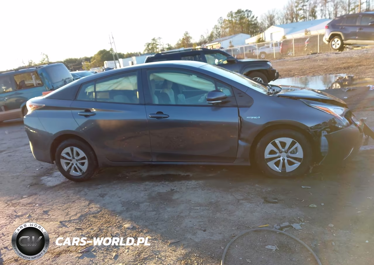2016 Toyota Prius Two VIN:JTDKBRFU0G3022607 - 13