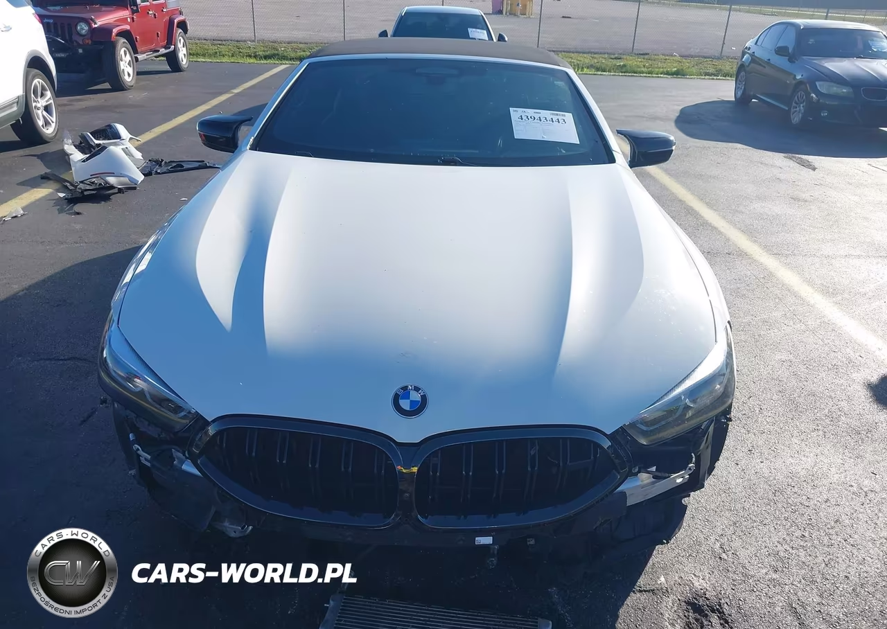 2022 BMW M8 Cabriolet Competition VIN:WBSDZ0C09NCH54115 - 13