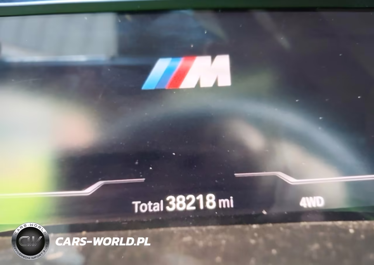 2022 BMW M8 Cabriolet Competition VIN:WBSDZ0C09NCH54115 - 16