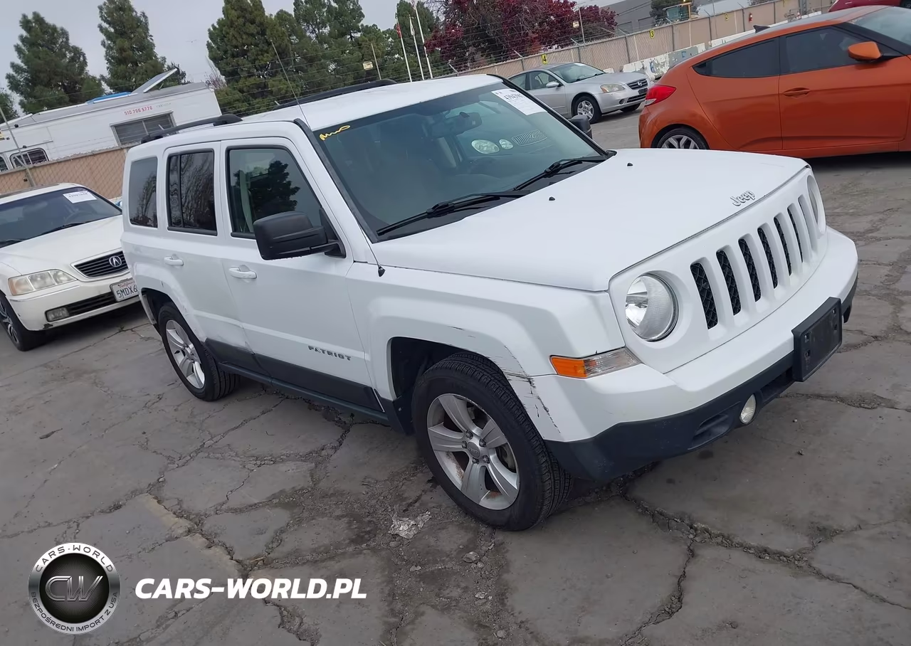 2016 Jeep Patriot Latitude – zdjęcie 1 z 11