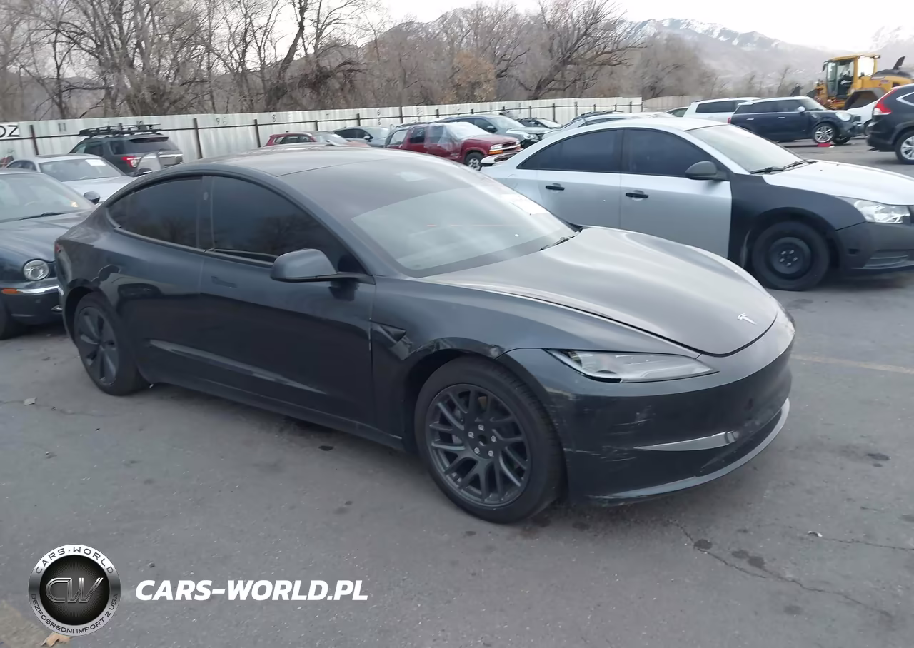 2025 Tesla Model 3 Long Range Rear-Wheel Drive-Standard Rear-Wheel Drive – zdjęcie 1 z 18
