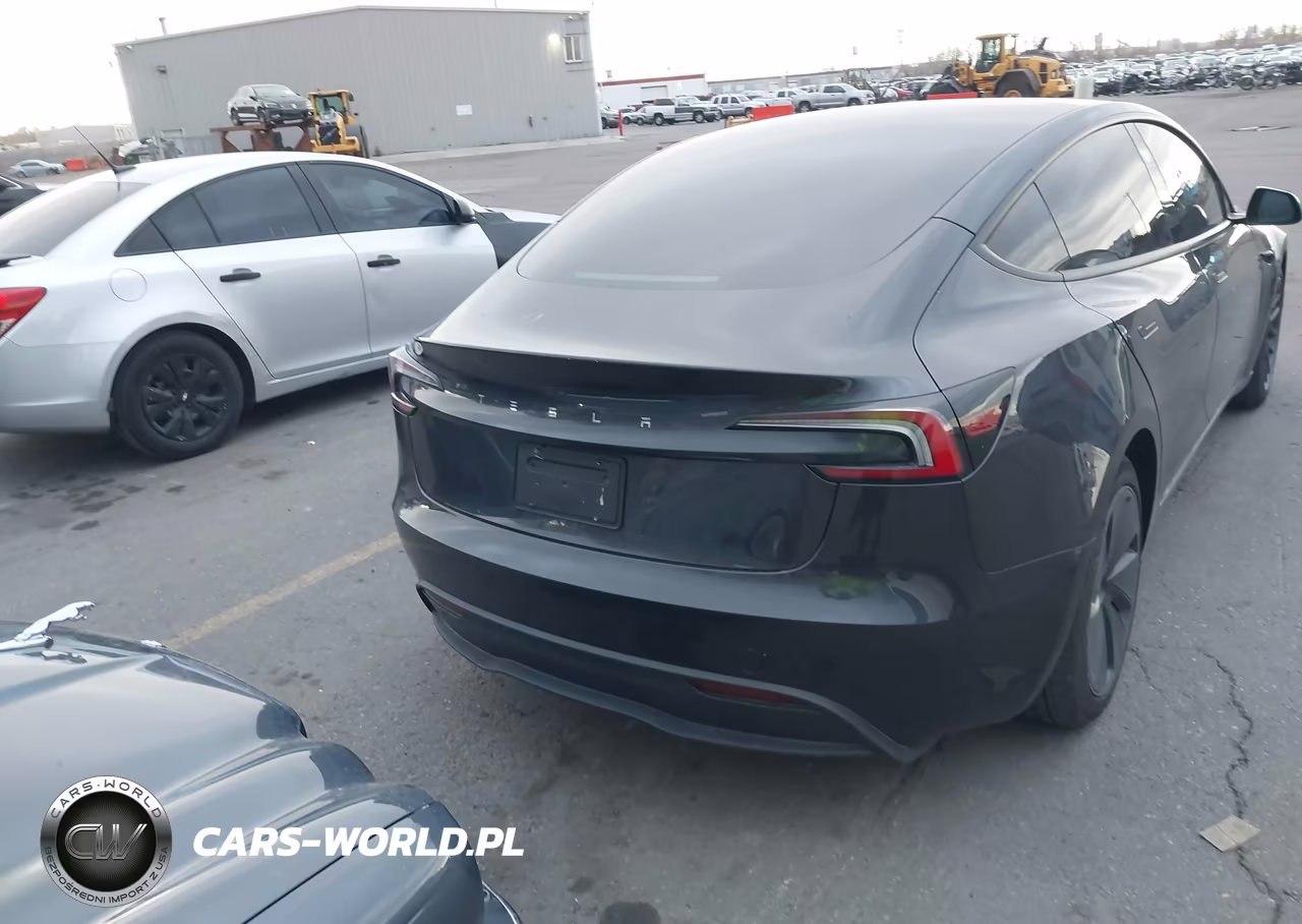 2025 Tesla Model 3 Long Range Rear-Wheel Drive-Standard Rear-Wheel Drive VIN:5YJ3E1EA8SF872243 - 16