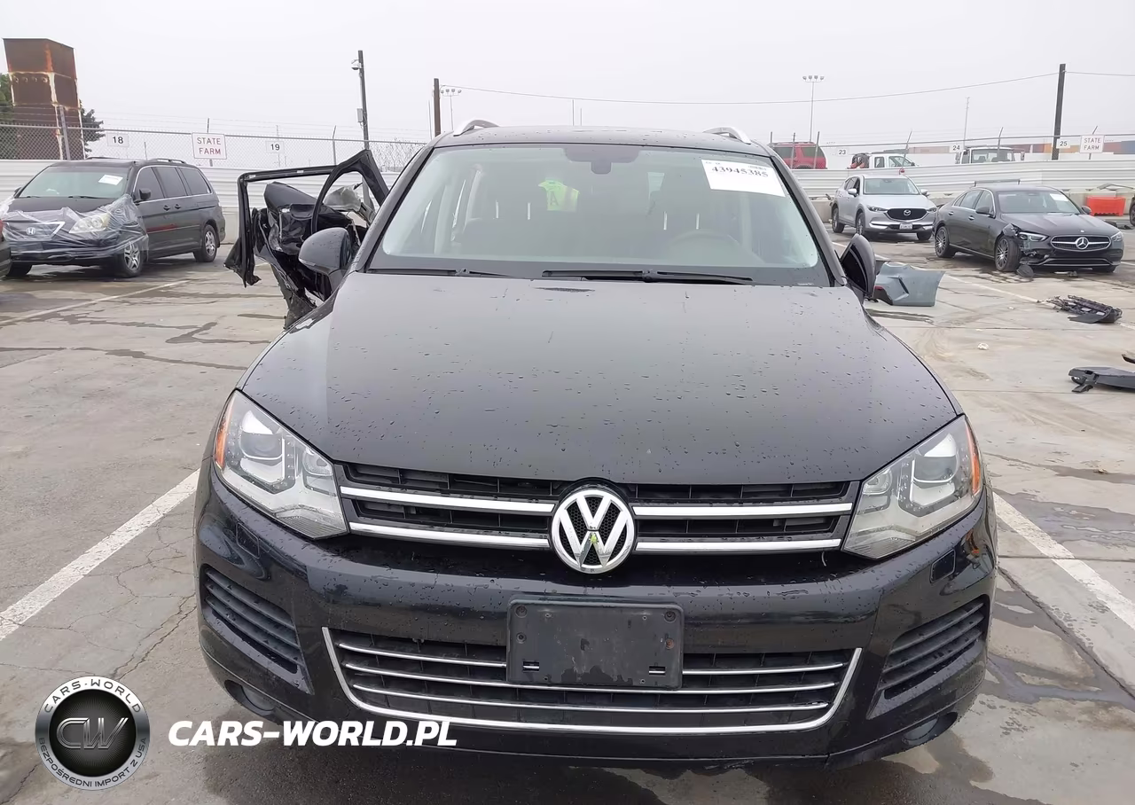 2014 Volkswagen Touareg Tdi Sport VIN:WVGEP9BP1ED000858 - 12