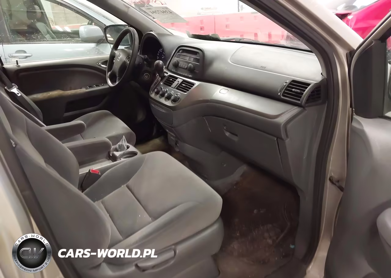 2005 Honda Odyssey Lx VIN:5FNRL38235B073216 - 5