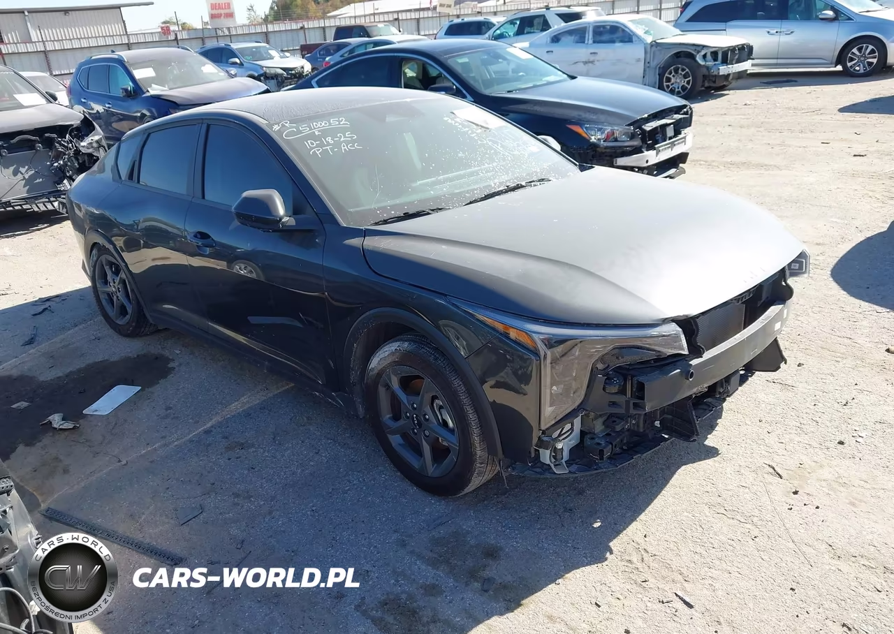 2025 Kia K4 Lxs – zdjęcie 1 z 19