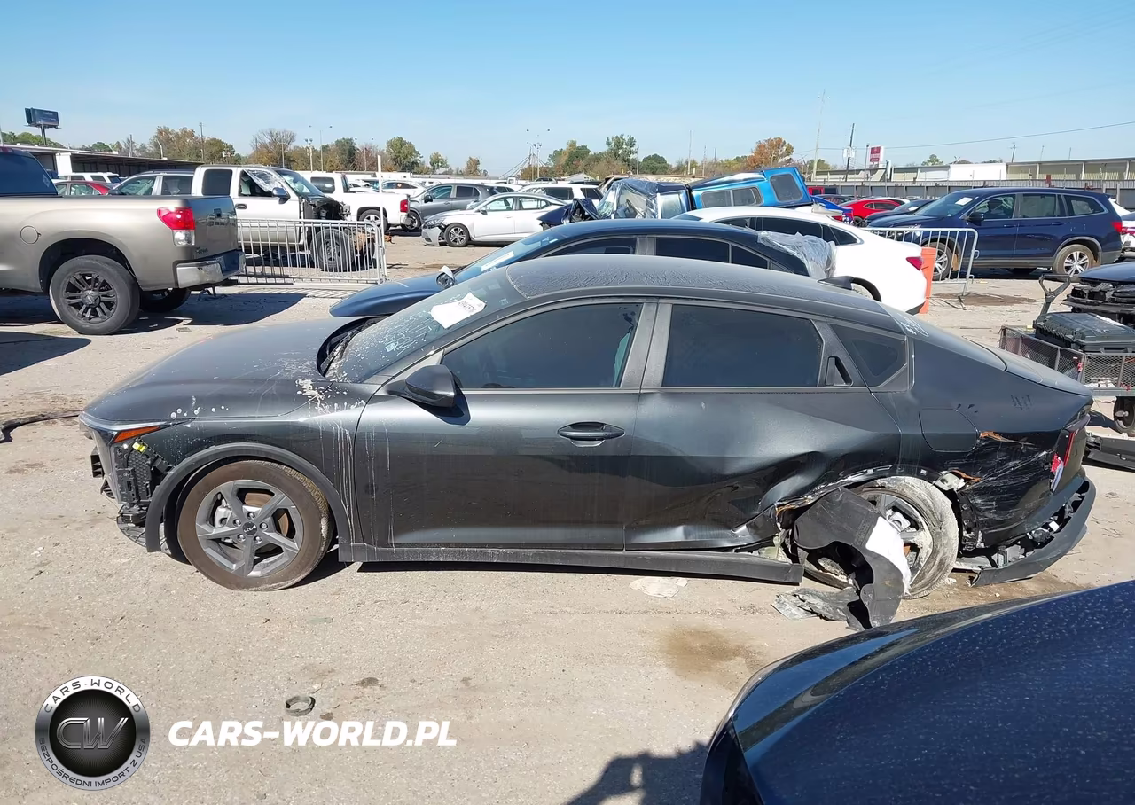 2025 Kia K4 Lxs VIN:3KPFT4DE9SE117729 - 17