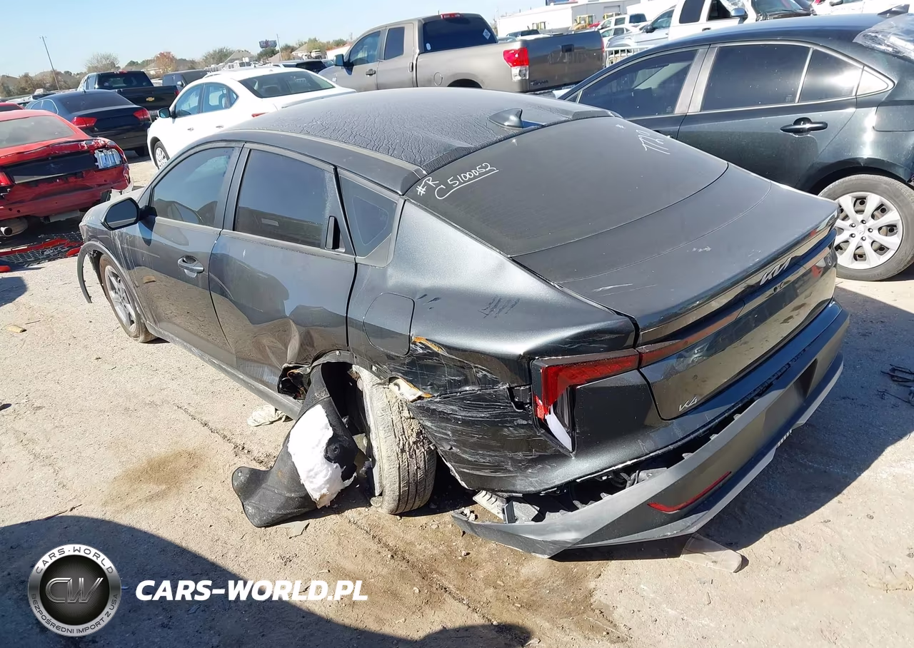 2025 Kia K4 Lxs VIN:3KPFT4DE9SE117729 - 3